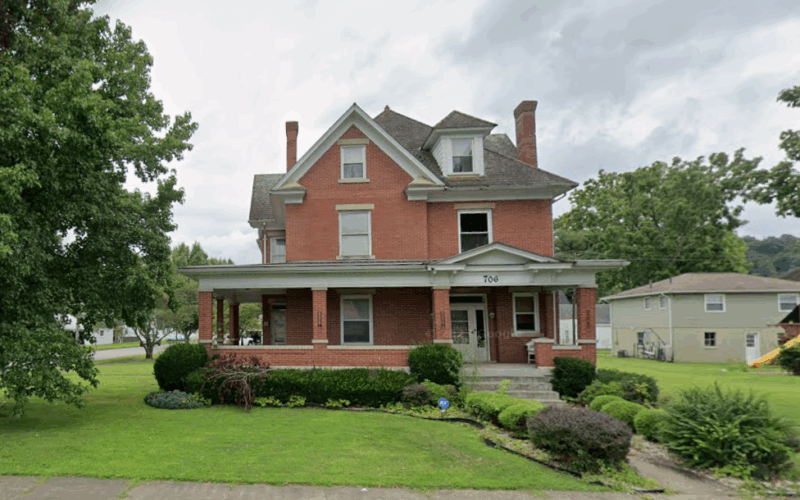 Screenshot 2025-10-30 at 15-49-07 707 Dewey Ave - Google Maps